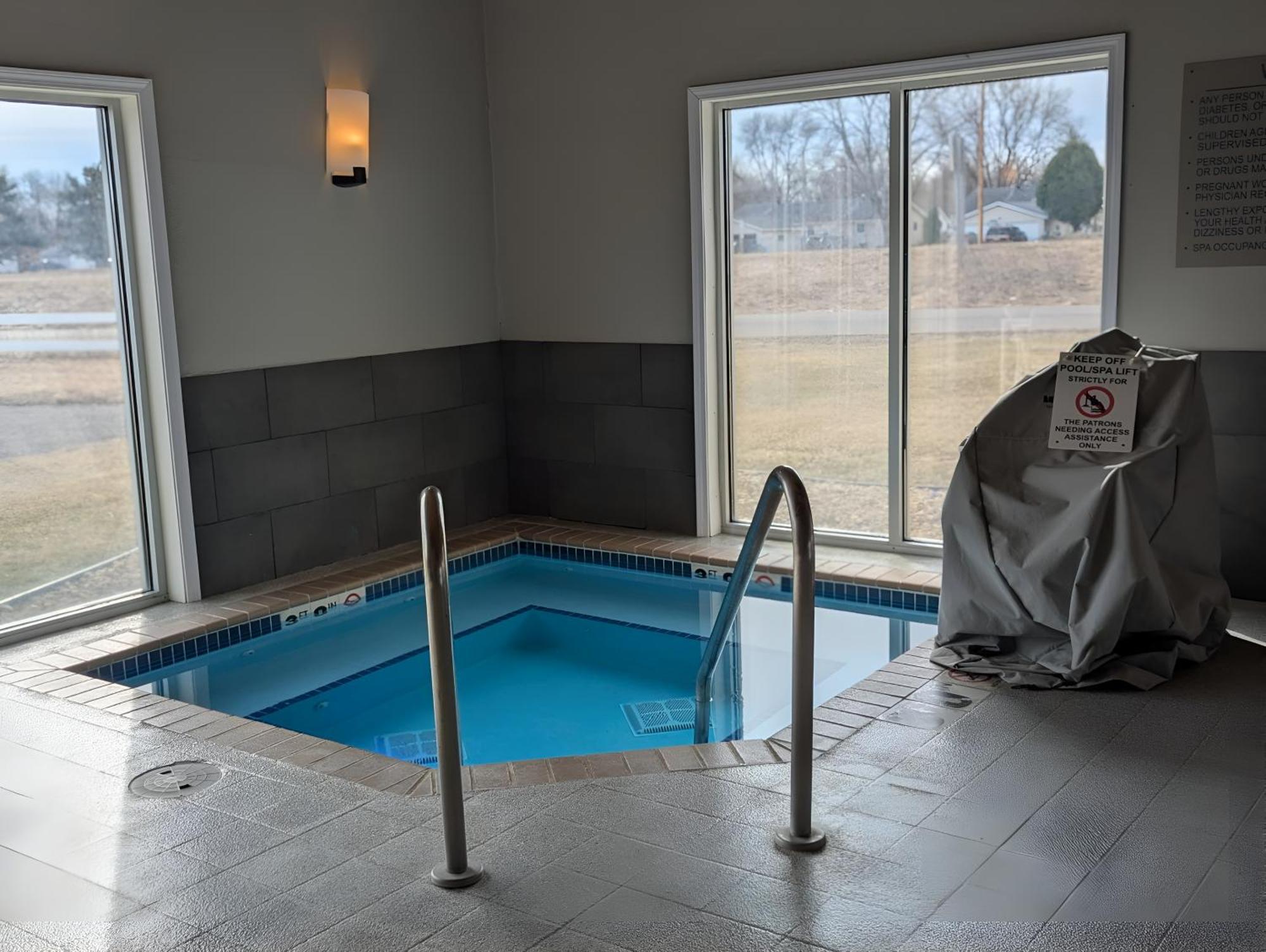 Country Inn & Suites By Radisson, Chippewa Falls, Wi Luaran gambar