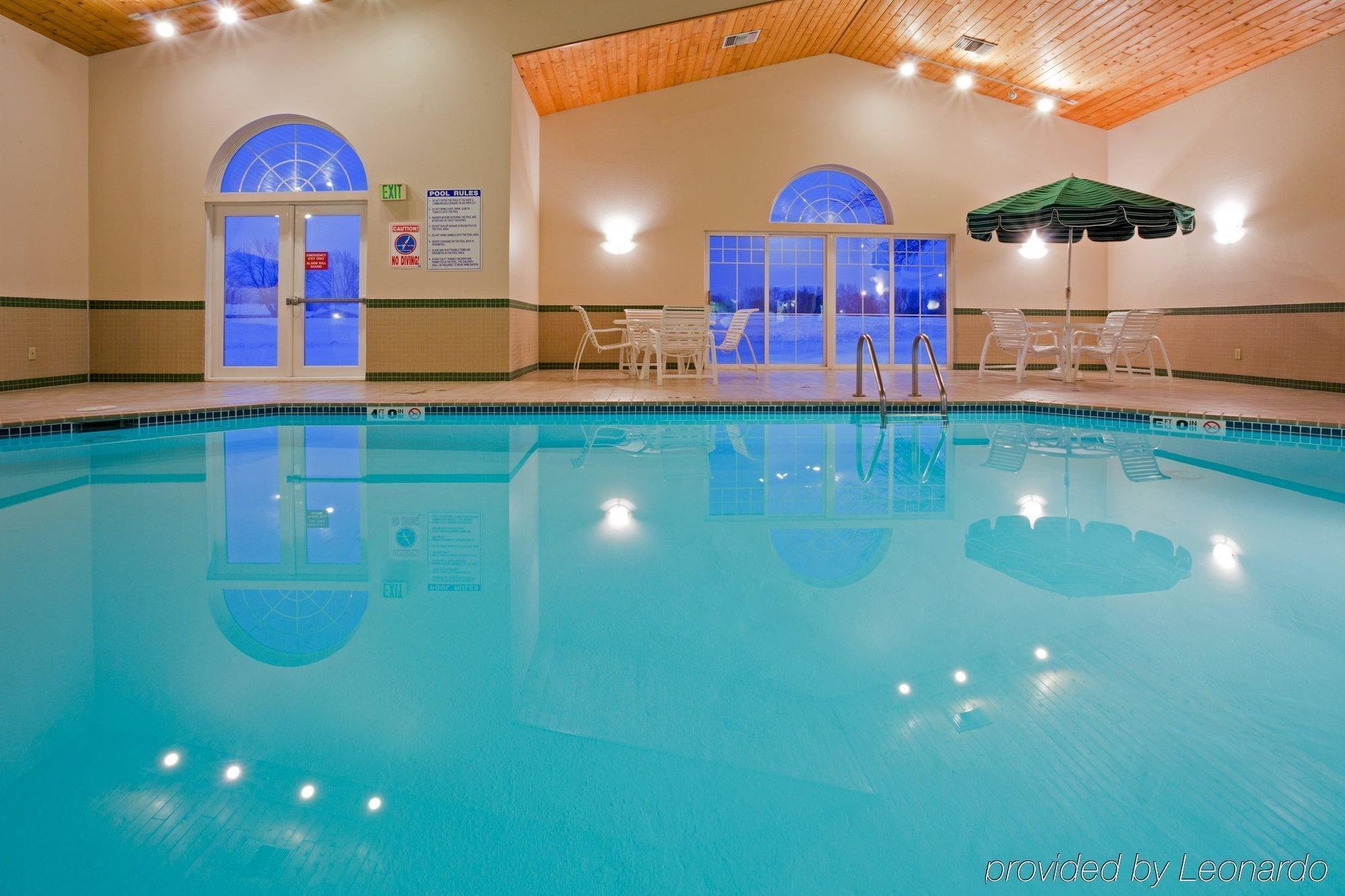 Country Inn & Suites By Radisson, Chippewa Falls, Wi Luaran gambar